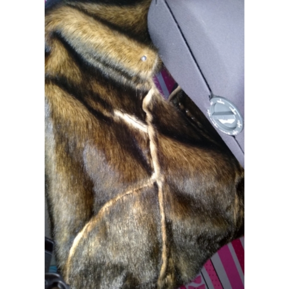 Silk & Sable Mix Brown Color Faux Fur Vest Studded - Picture 2 of 5